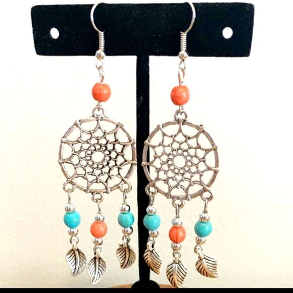 New Dreamcatcher Feather Beaded Dangling Earrings - Picture 2 of 3